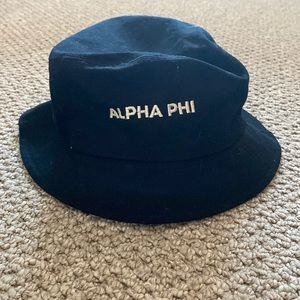 ALPHA PHI bucket hat